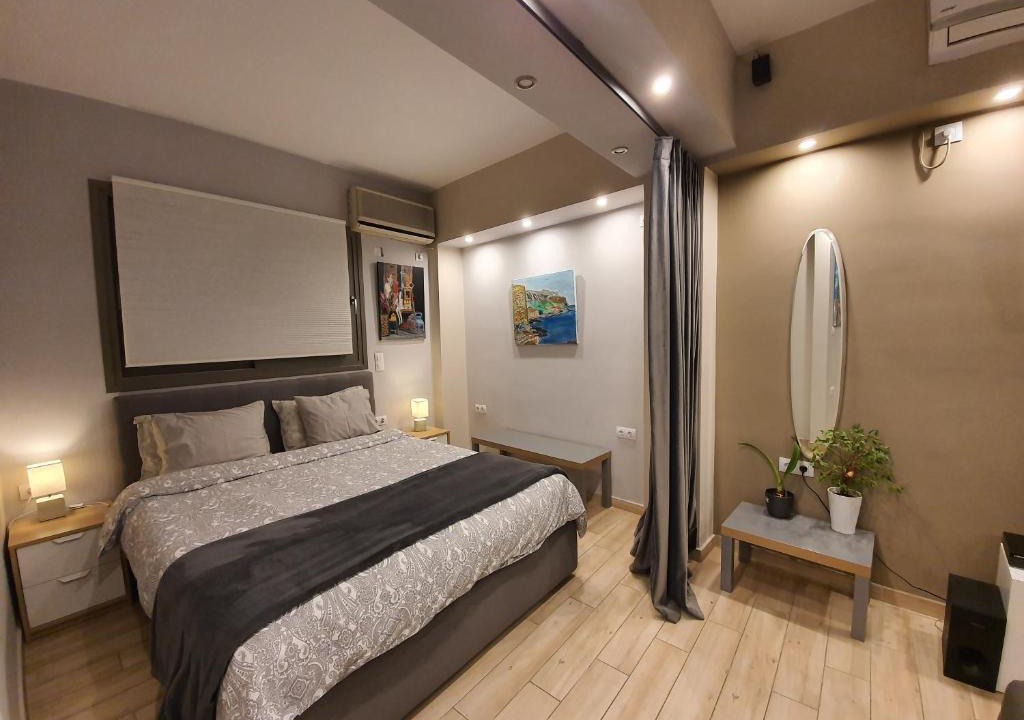 Athens City Centre Apartment | Super Loft With Acropolis View