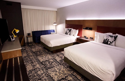 Lititz Hotel | Backstage Vibe, Lancaster Charm-One of a Kind Lodging-King Suite w/Living Area