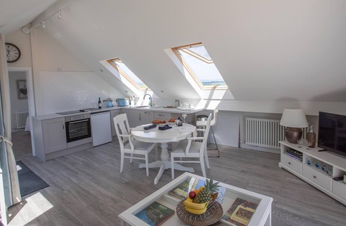 Totnes Apartment | closed permanently