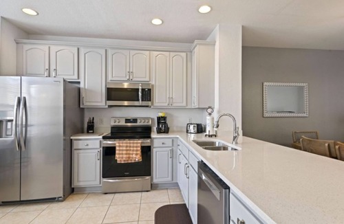 Florida Central Atlantic Coast House | Completely Updated Sparkling Town Home in Vista Cay, Must See!
