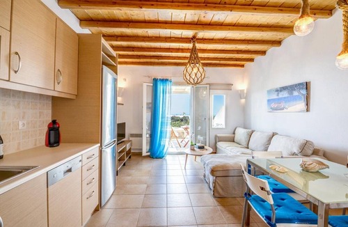 Tourlos Villa | Exquisite Mykonos Villa | Villa Cyan | 2 Bedrooms | Breathtaking Sunset View