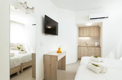 Fragkokastello Apartment | Giannis Seafront Studios