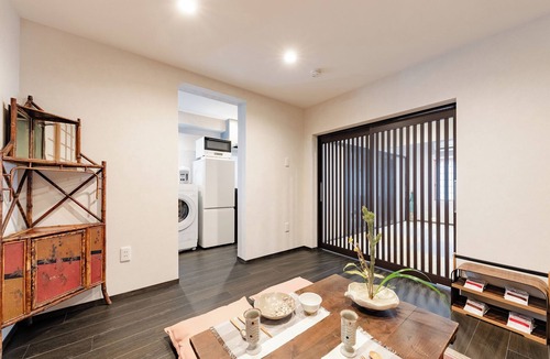 Central Kyoto House | Kyomachiya, Tomejuku] 2 bedrooms (tatami + double), max 5 people, children welcome, close to sushi market, fully equipped kitchen