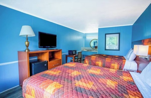 Kernersville Hotel | Relaxing & Affordable Stay Near Triad Attractions - Free Parking