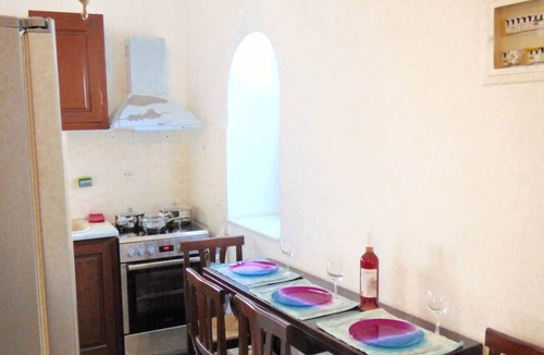 Mykonos Town Apartment | Sunset Suite: Charming 2-bedroom apartment with WiFi, AC in Center of Mykonos