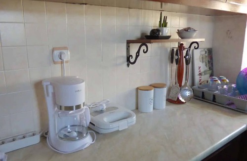 Mykonos Town Apartment | Sunset Suite: Charming 2-bedroom apartment with WiFi, AC in Center of Mykonos