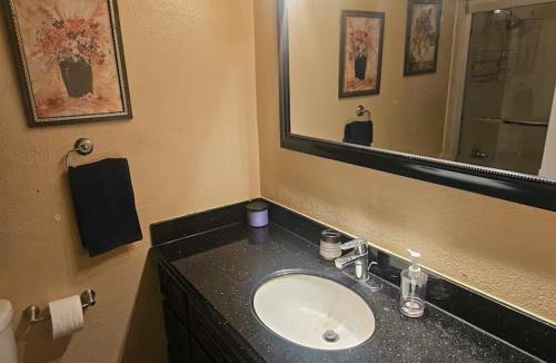 South San Jose House | Urban Retreat -Suite A