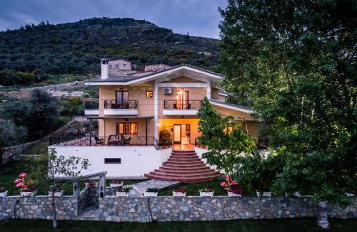 Prinos Villa | Villa Loridis