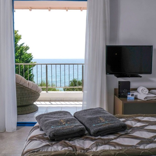 Pleasant Halkidiki Apartment | Maisonette 1 | Sea Front View & Position in Sithonia