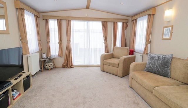 11, Beachfields in Rhyl