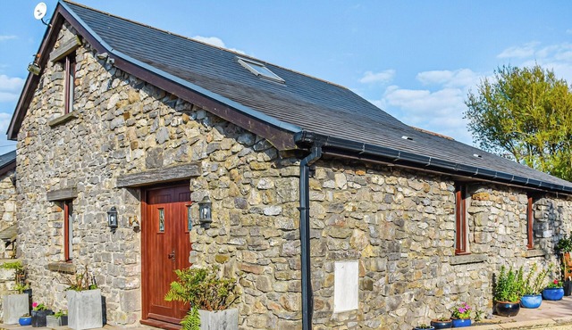 2 bedroom accommodation in Pennard in Pennard