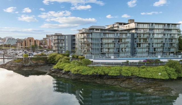 2BR Twin at WorldMark Victoria Near Inner Harbour & Fisherman's Wharf in Victoria