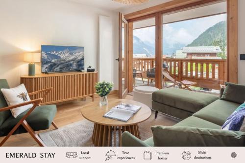Apartment Erin Champagny-en-Vanoise - by EMERALD STAY in Champagny-en-Vanoise
