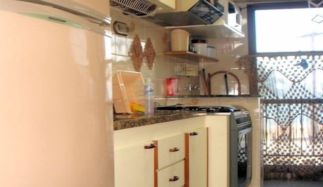 Apartment facing the sea, Martin de Sá Beach, right on the sand. in Caraguatatuba