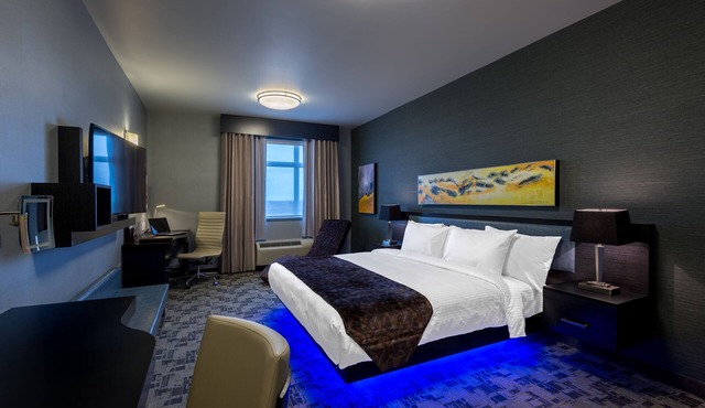 Applause Hotel by CLIQUE in Calgary