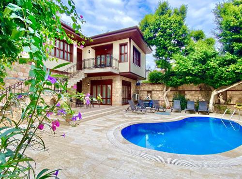 Attalos Villa in Antalya