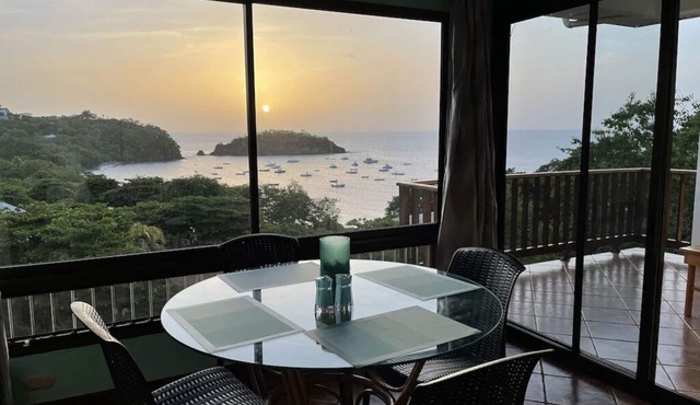 Beachfront Community Ocean View 2Br/2Ba in Los Almendros, Playa Ocotal in Playa Ocotal