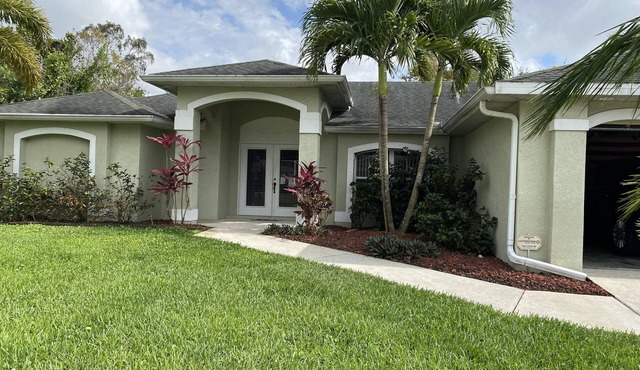 Beautiful Private Florida Pool Home in Cape Coral
