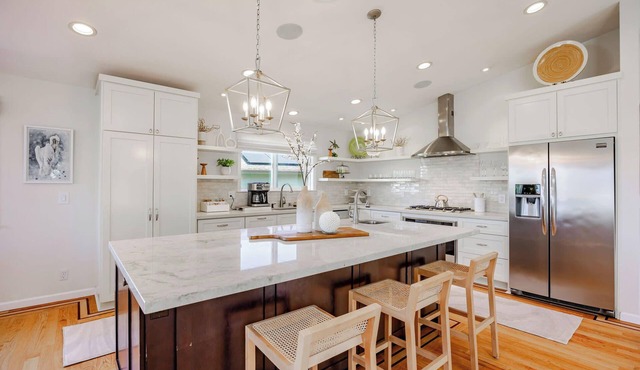 BytheSea Bluff Retreat – Ocean Views & Coastal Trails in Moss Beach