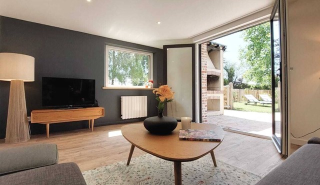 "Chez Paul", renovated country house with garden, barbecue and spa in a quiet location. in Valorbiquet