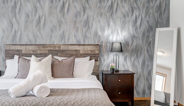 Coral Springs Lakefront Retreat in Calgary