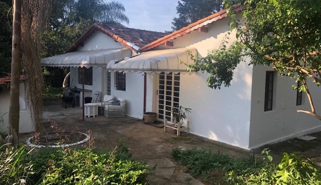 Coziness in the Serra dos Cristais with heated hot tub and WiFi in Jarinú