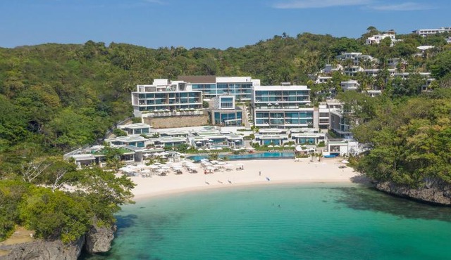 Crimson Resort and Spa Boracay in Boracay