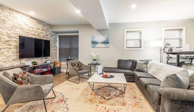 Enjoy unique value and luxury for groups in downtown Windsor in Windsor