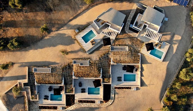 Fari Stone Villas in Skala Marion