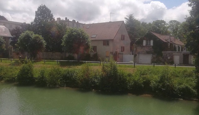 Gîte Jardin d'Eden in Château-Thierry