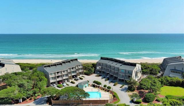 GORGEOUS OCEAN FRONT CONDO! in Pine Knoll Shores
