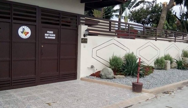 Great Location- Beautiful/Cozy Home newly renovated With Japanese garden in ANGELES