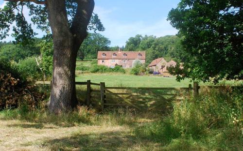 Grove Farm B&B in Newnham