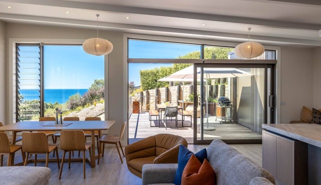 HERON RIDGE | Coast & Country | WINTER DEAL in Waiheke Island