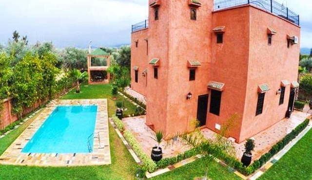 Homerez - Villa for 6 ppl. with swimming-pool, garden and terrace at Aghmat in Aghmat