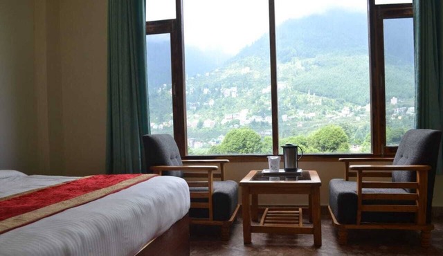 Hotel Sky Heaven in Manali