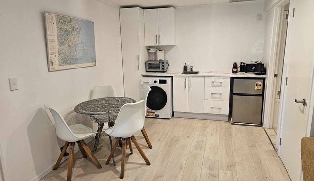 Ideal Coastal Retreat with something for everyone in Baddeleys Beach