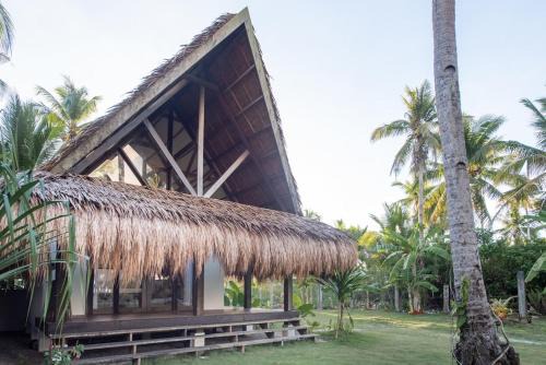 Libertad Surf Villa in General Luna