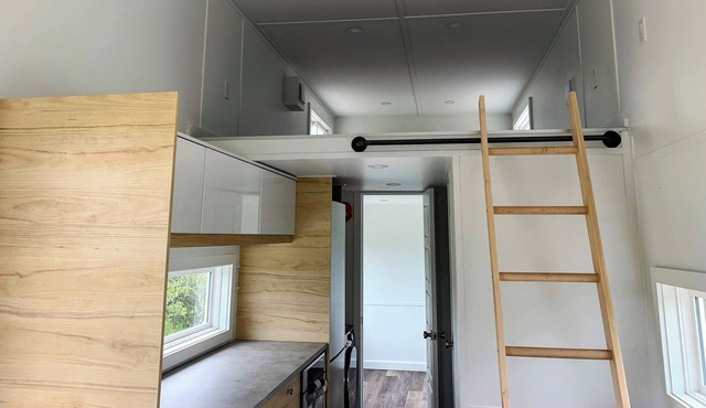 Lighthouse Tiny Home - Surf Western Head in Western Head
