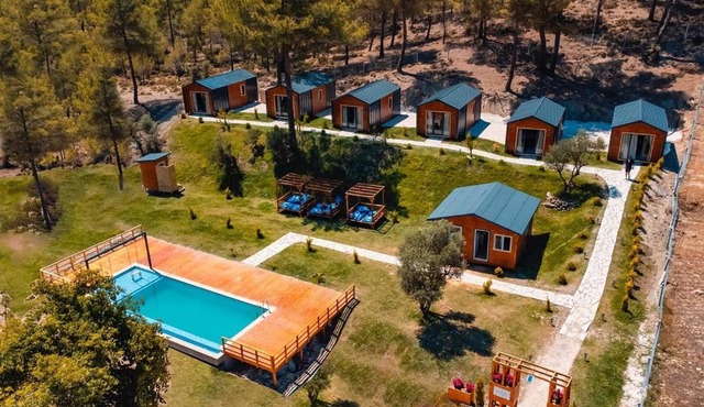 MİA BUNGALOVE in Kasaba