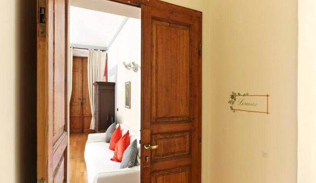 Next to the Duomo of Florence, Lorenzo, with Private Terrace in Florence