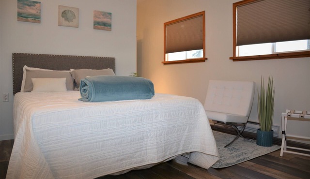 One Bedroom in West Vancouver in West Vancouver