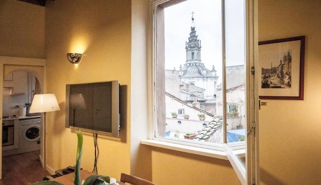 Penthouse with fantastic views of the monuments of Rome! Free wi-fi in Roma