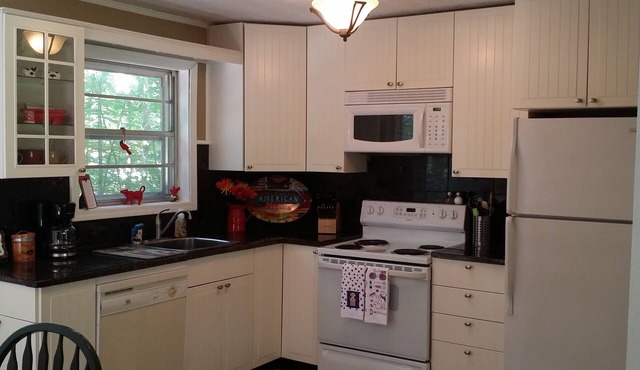 Redbird Retreat - pet friendly in Blairsville