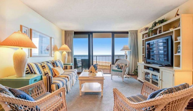 Sea Colony Ocean 6th floor condo w/pool, gym, and free WiFi in Bethany Beach
