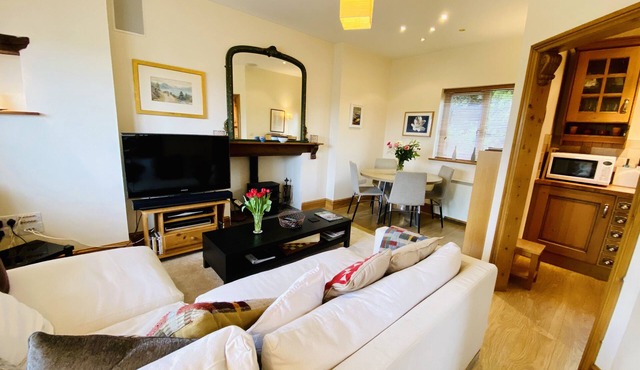 Secluded converted Barn nestled on the North slopes of the Mendips. in Upper Langford