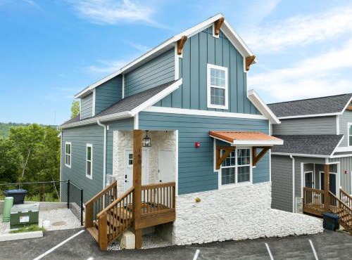 Serenity Point Lodge in Branson