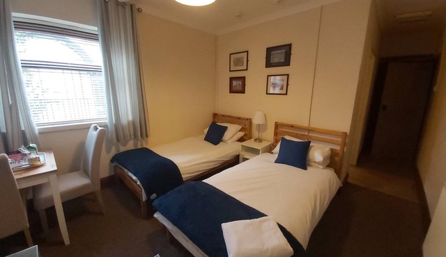 Sergeants Accommodation - Room 6 in Nelson