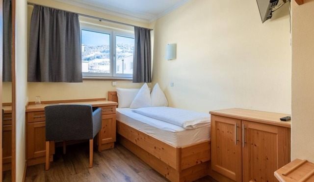 Single room with shower, WC - Das Martell, Hotel-Pension in Sankt Johann im Pongau