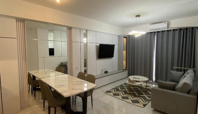 Sky House BSD in Samporo